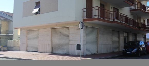 1غرفة عقار تجاري في Grottammare, Italy رقم 75660 2