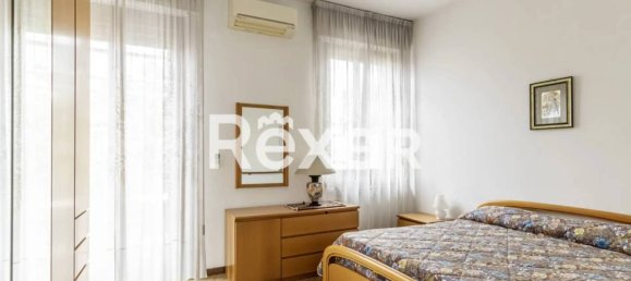 2 bedrooms Apartment in Cormano, Italy No. 297242 11