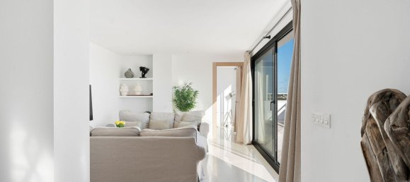 Ático de 3 dormitorios en Estepona, Spain No. 139472 12