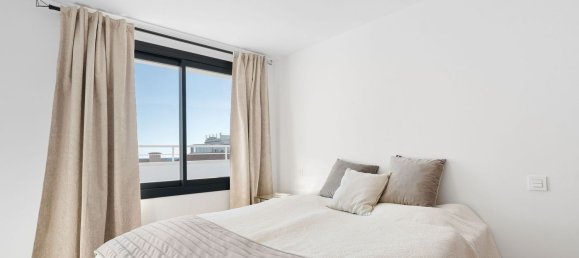 Ático de 3 dormitorios en Estepona, Spain No. 139472 21