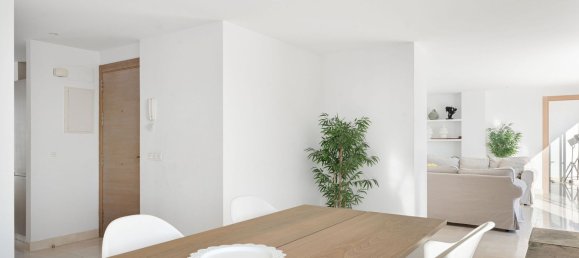 Ático de 3 dormitorios en Estepona, Spain No. 139472 11