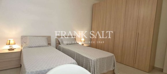 2 bedrooms Apartment in Zurrieq, Malta No. 7672 6