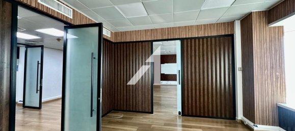 Oficina en Dubai, UAE 186.1 m² No. 107868 3