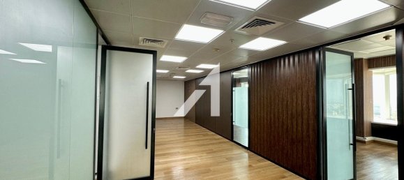 Oficina en Dubai, UAE 186.1 m² No. 107868 9