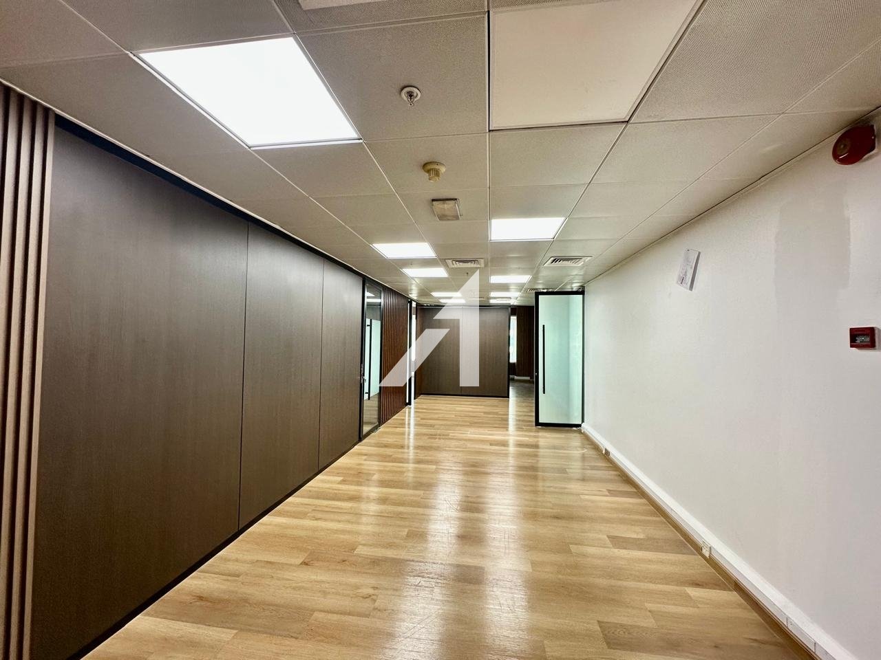 Oficina en Dubai, UAE 186.1 m² No. 107868