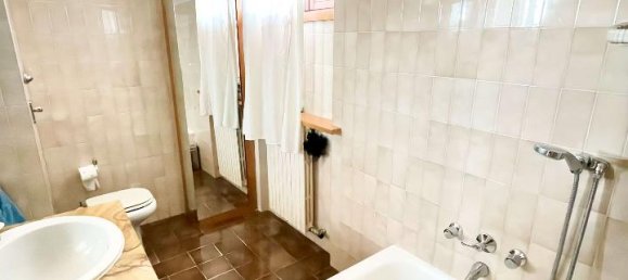 4 rooms House in Seveso, Italy No. 15072 16