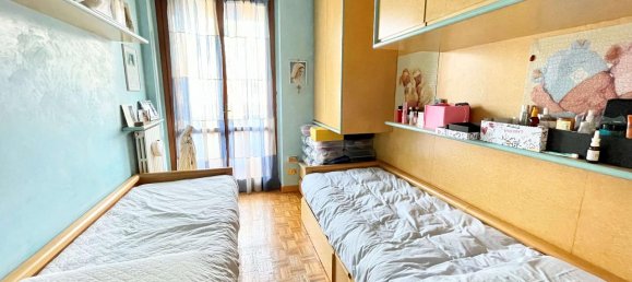4 rooms House in Seveso, Italy No. 15072 14