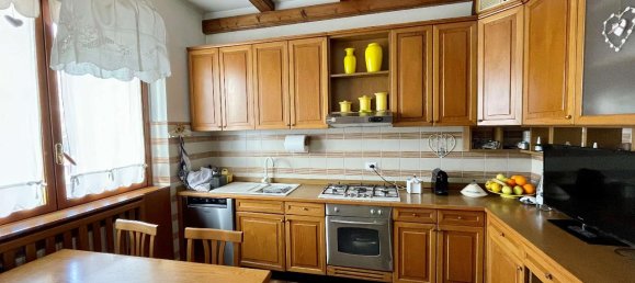 4 rooms House in Seveso, Italy No. 15072 9