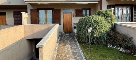 4 rooms House in Seveso, Italy No. 15072 20