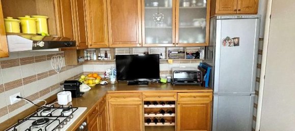 4 rooms House in Seveso, Italy No. 15072 10