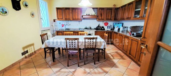 6 bedrooms Villa in Guastalla, Italy No. 90077 22