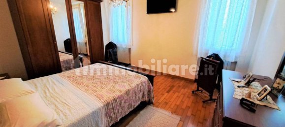 6 bedrooms Villa in Guastalla, Italy No. 90077 28