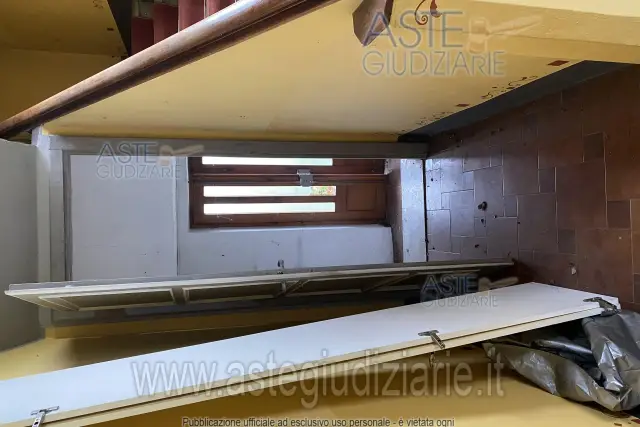 8-Zimmer Wohnung in Cirié, Italy, Nr. 295306