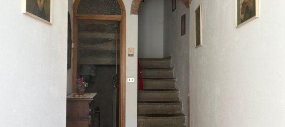6 rooms House in San Marcello Piteglio, Italy No. 255478 8