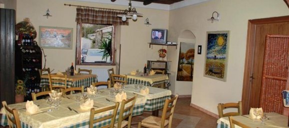 6 bedrooms Villa in Calabria, Italy No. 84 6