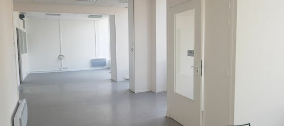 3 غرف نوم منزل في Saint-Amand-Montrond, France رقم 237839 14