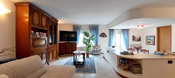 4-salle Penthouse à Malgrate, Italy No. 3259 36