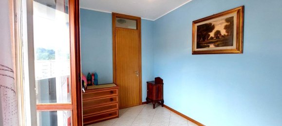 4-salle Penthouse à Malgrate, Italy No. 3259 17