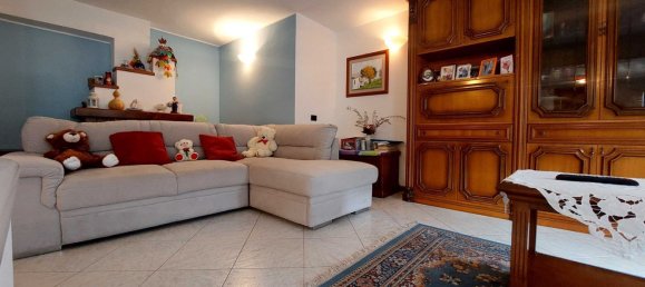 4-salle Penthouse à Malgrate, Italy No. 3259 3