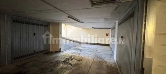 16m² Garage in Florence, Italy No. 353724 2
