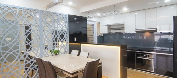 Квартира с 3 спальнями в Район 7, Вьетнам № 17190 8