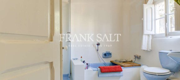 5 bedrooms Townhouse in Marsa, Malta No. 1095 11