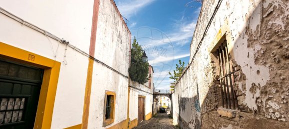 9 bedrooms Building in Evora, Portugal No. 137796 5