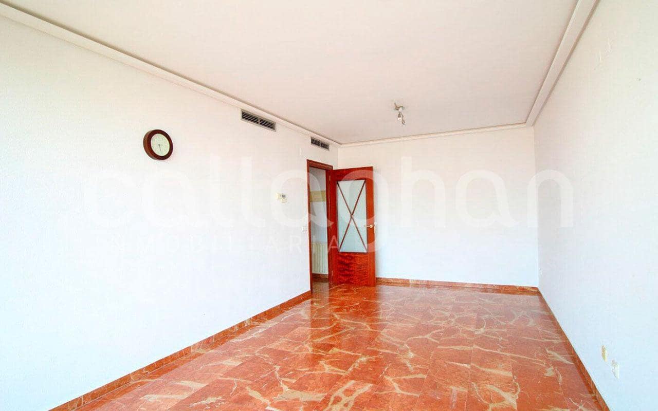 Квартира с 2 спальнями в Валенсия, Испания № 224385