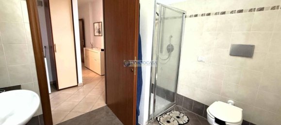 2 غرف نوم شقة في Valle Salimbene, Italy رقم 259355 15