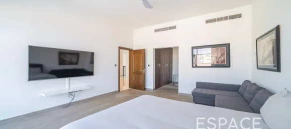 4 bedrooms Villa for sale in Al Furjan, Dubai, UAE № 105930 3