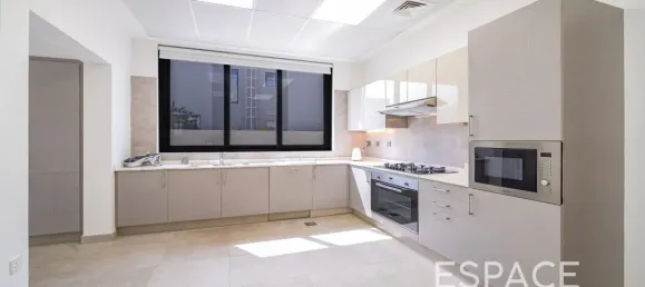 4 bedrooms Villa for sale in Al Furjan, Dubai, UAE № 105930 5