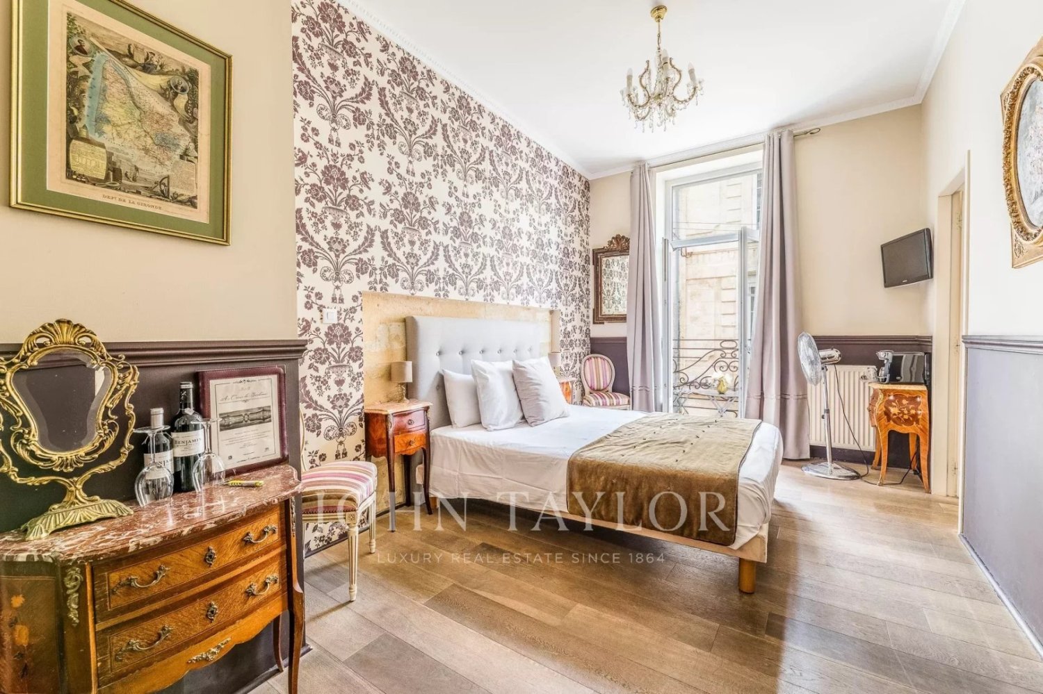 8 chambres Maison à Bordeaux, France No. 297707