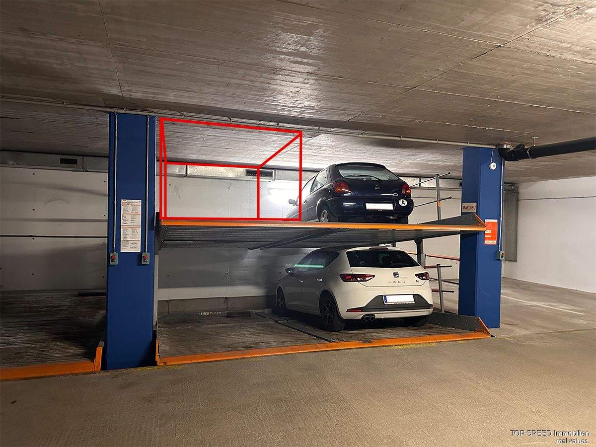  Garage in Liezen, Austria No. 153299