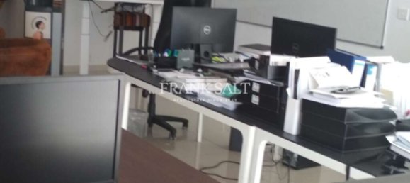  مكتب في Attard, Malta 140متر مربع رقم 12206 2