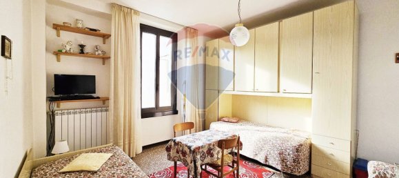 2 bedrooms Apartment in Venegono Superiore, Italy No. 144230 9