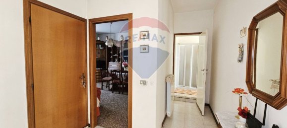 2 bedrooms Apartment in Venegono Superiore, Italy No. 144230 17
