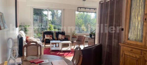 6 bedrooms House in Tourcoing, France No. 152969 8