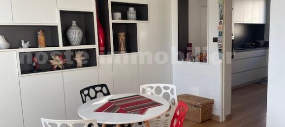 6 bedrooms House in Tourcoing, France No. 152969 12