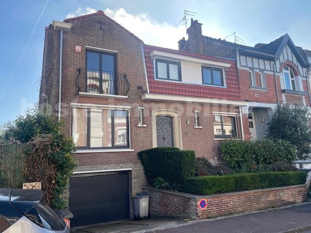 6 bedrooms House in Tourcoing, France No. 152969