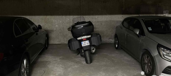 11m² Parking in Courbevoie, France No. 322660 2