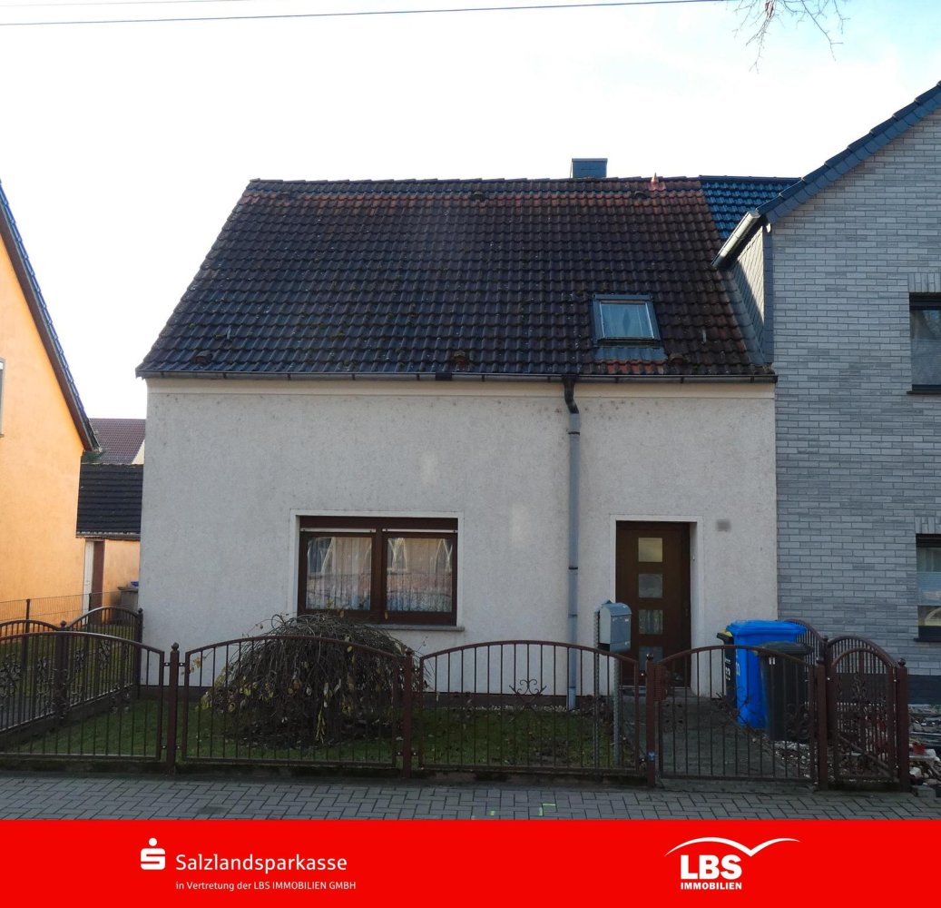 Adosado de 2 habitaciónes en Salzlandkreis, Germany No. 62246