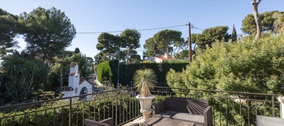 4 bedrooms Villa in Antibes, France No. 687 15