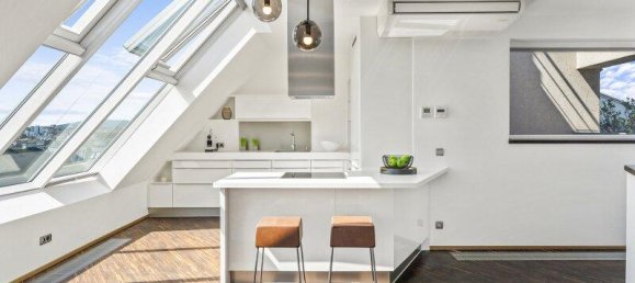 3 rooms Duplex in Rudolfsheim-Funfhaus, Austria No. 201299 4