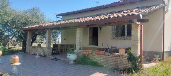 Villa de 8 habitaciónes en Ari, Italy No. 202075 41