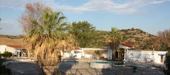 187m² Property in Chalkidiki, Greece No. 6092 4