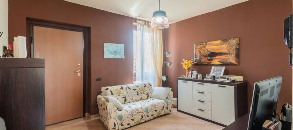 2غرفة منزل ذو طابقين في Ornago, Italy رقم 307638 14