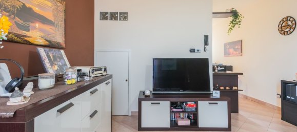 2غرفة منزل ذو طابقين في Ornago, Italy رقم 307638 9