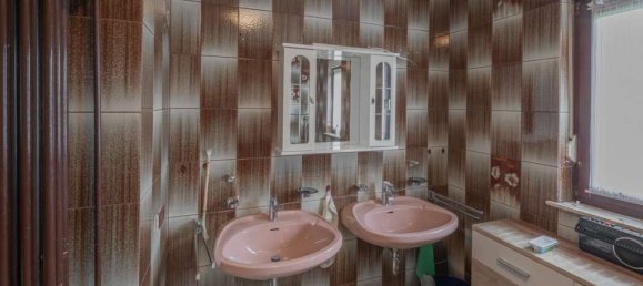 Adosado de 8 habitaciónes en Tuttlingen, Germany No. 23328 10