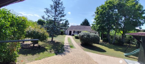 290m² Land in Porcheville, France No. 294072 2