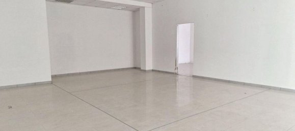 2171m² Commercial property in Bolzano Vicentino, Italy No. 372510 7